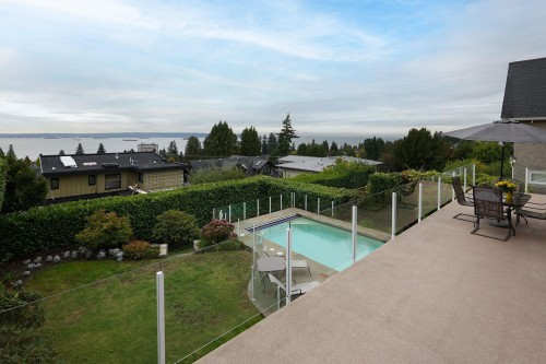 2316 Nelson Avenue, West Vancouver, BC - Outdoor With Body Of Water With In Ground Pool