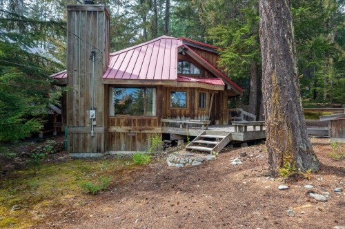 9230 Pinetree Place  Whistler, BC V0N 1B9