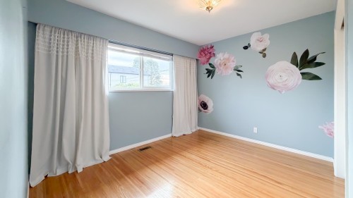 6462 Nanaimo Street, Vancouver, BC - Indoor Photo Showing Other Room