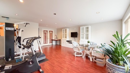 6462 Nanaimo Street, Vancouver, BC - Indoor Photo Showing Gym Room