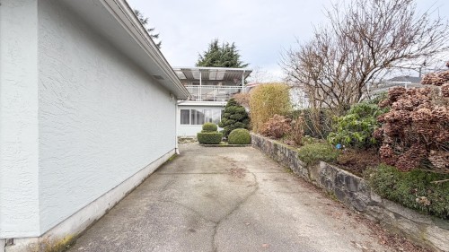 6462 Nanaimo Street, Vancouver, BC - Outdoor
