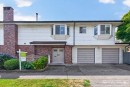 196 58Th Avenue E, Vancouver, BC  - Outdoor 