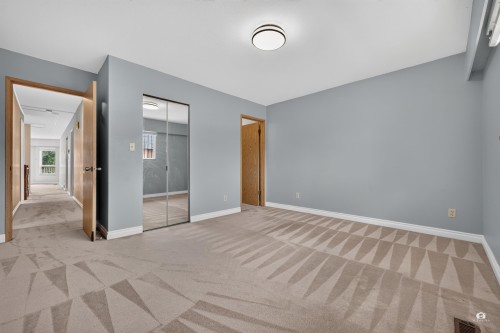 196 58Th Avenue E, Vancouver, BC - Indoor Photo Showing Other Room