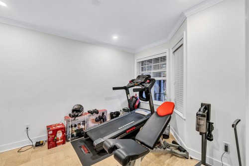 1219 Arborlynn Drive, North Vancouver, BC - Indoor Photo Showing Gym Room