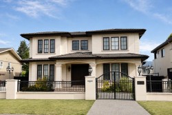6871 Dunnedin Street Burnaby, BC V5B 1Z1
