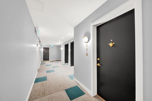 616-215 Mcbay Lane, Coquitlam, BC - Indoor Photo Showing Other Room
