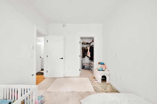 616-215 Mcbay Lane, Coquitlam, BC - Indoor Photo Showing Bedroom