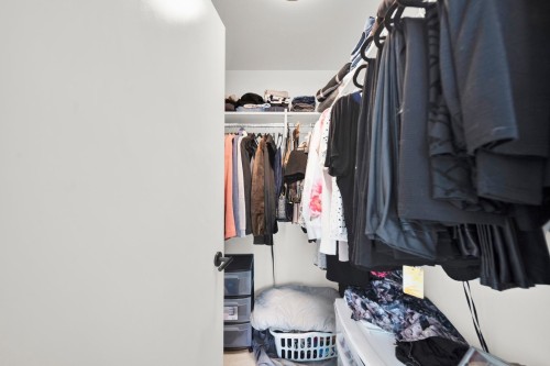 616-215 Mcbay Lane, Coquitlam, BC - Indoor With Storage