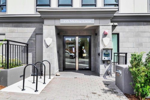 616-215 Mcbay Lane, Coquitlam, BC - Outdoor
