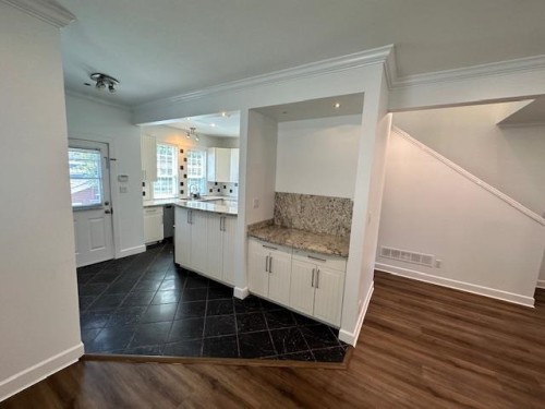 2878 8Th Avenue W, Vancouver, BC - Indoor Photo Showing Other Room
