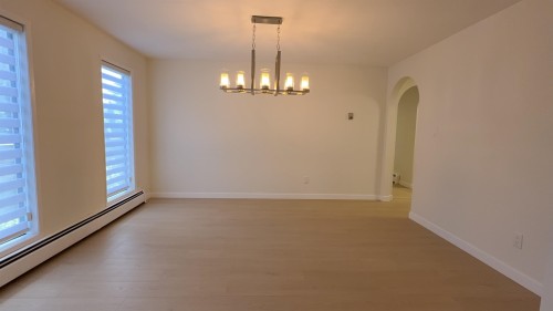 8711 Cullen Crescent, Richmond, BC - Indoor Photo Showing Other Room