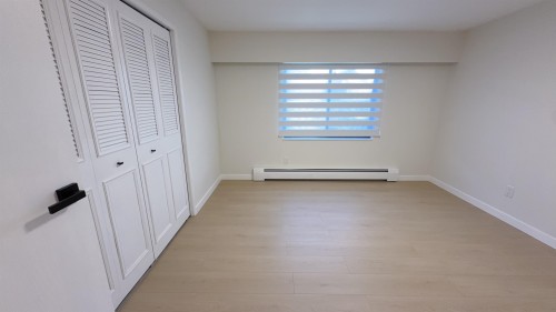 8711 Cullen Crescent, Richmond, BC - Indoor Photo Showing Other Room
