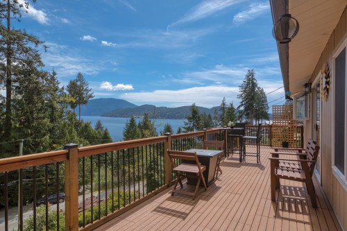 1849 North Road  Gibsons, BC V0N 1V1