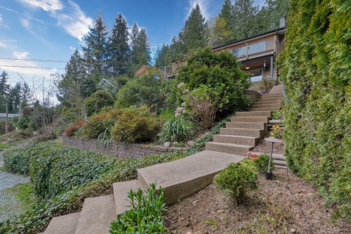 1849 North Road, Gibsons, BC - Outdoor