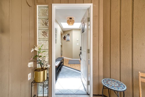 1849 North Road, Gibsons, BC - Indoor Photo Showing Other Room