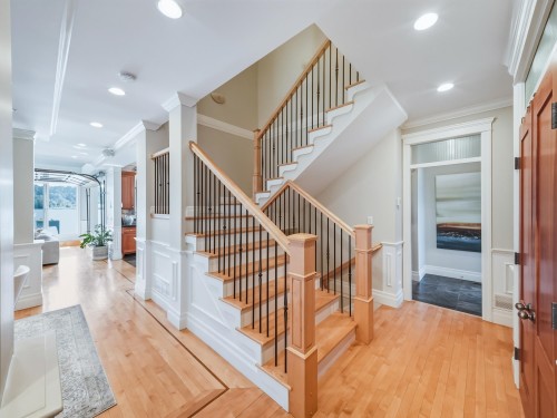 648 Alderside Road, Port Moody, BC - Indoor Photo Showing Other Room