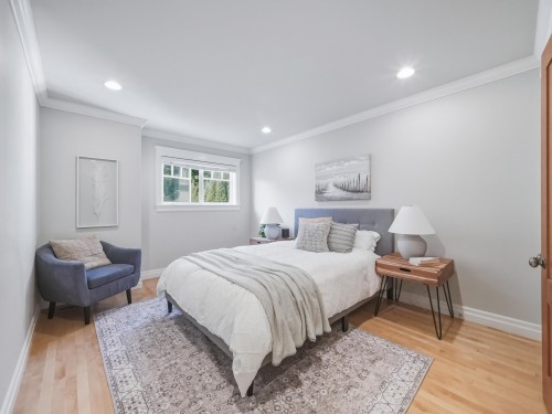 648 Alderside Road, Port Moody, BC - Indoor Photo Showing Bedroom