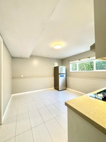 Lower Unit-68XX Stanley Street , Burnaby, BC V5E 1V3 2