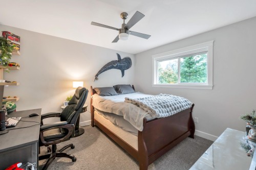 24640 101 Avenue, Maple Ridge, BC - Indoor Photo Showing Bedroom