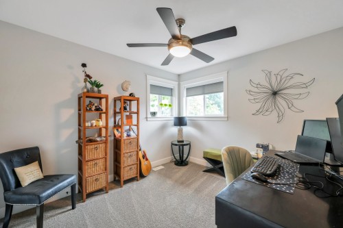 24640 101 Avenue, Maple Ridge, BC - Indoor