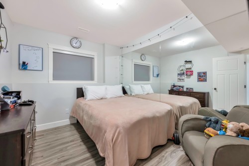 24640 101 Avenue, Maple Ridge, BC - Indoor Photo Showing Bedroom
