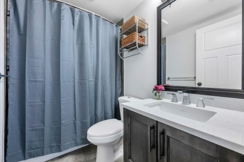 24640 101 Avenue, Maple Ridge, BC - Indoor Photo Showing Bathroom