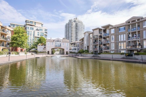 309-2 Renaissance Square  New Westminster, BC V3M 6K3