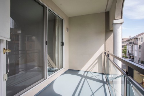 309-2 Renaissance Square, New Westminster, BC - Outdoor With Exterior