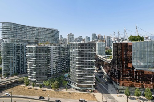 2201-918 Cooperage Way, Vancouver, BC - Outdoor
