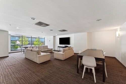 2201-918 Cooperage Way, Vancouver, BC - Indoor