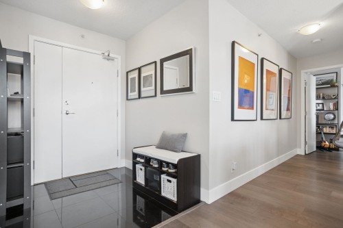 2201-918 Cooperage Way, Vancouver, BC - Indoor Photo Showing Other Room