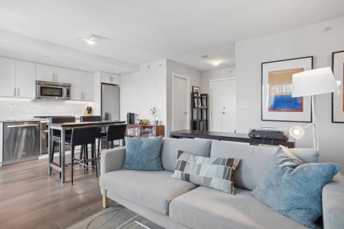 2201-918 Cooperage Way, Vancouver, BC - Indoor