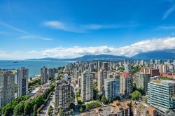 3X03-899 Pacific Street Vancouver, BC V6Z 1X3