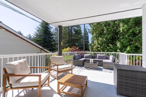 646 Windsor Road E, North Vancouver, BC - Outdoor With Deck Patio Veranda With Exterior