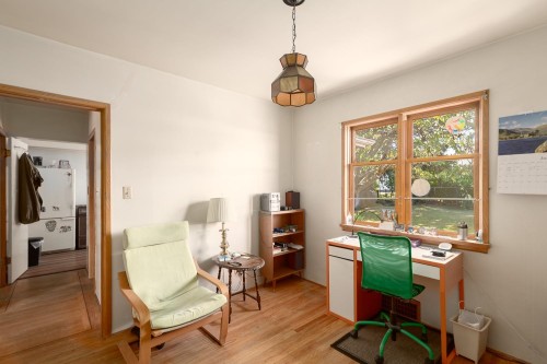 7759 14Th Avenue, Burnaby, BC - Indoor Photo Showing Office