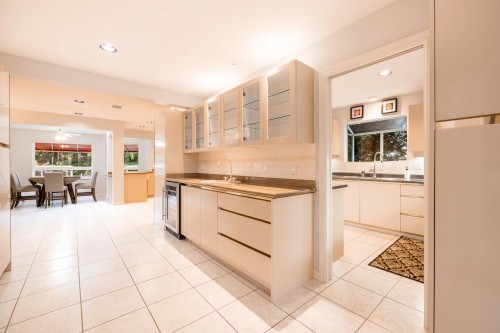 5809 Sperling Avenue, Burnaby, BC 