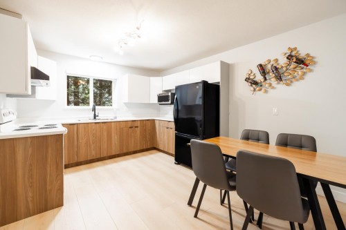 5809 Sperling Avenue, Burnaby, BC 
