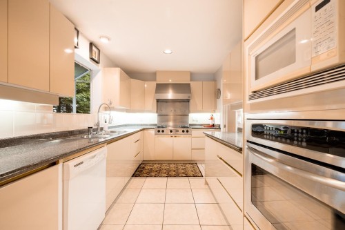 5809 Sperling Avenue, Burnaby, BC 