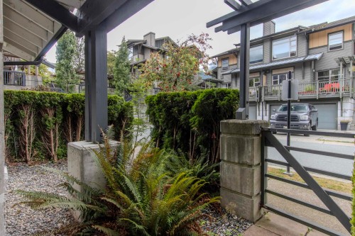 1176 Wingtip Place, Squamish, BC - Outdoor
