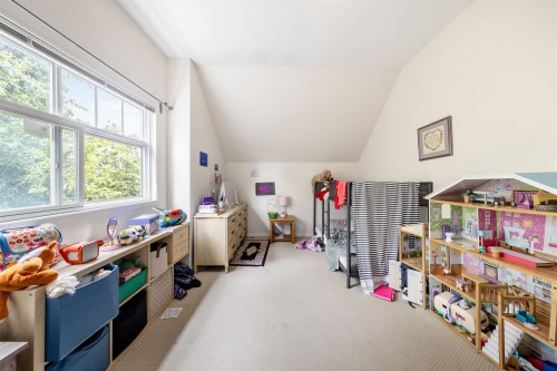 10522 Shepherd Drive, Richmond, BC - Indoor