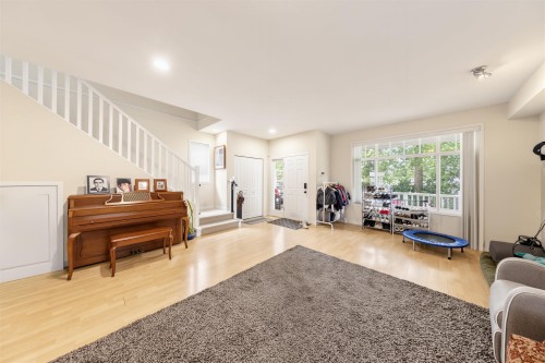 10522 Shepherd Drive, Richmond, BC - Indoor