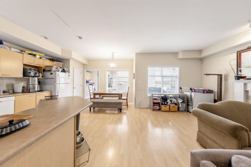 10522 Shepherd Drive, Richmond, BC - Indoor