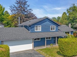 999 53a Street Delta, BC V4M 3E2