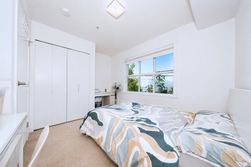 16-7039 Macpherson Avenue, Burnaby, BC - Indoor Photo Showing Bedroom