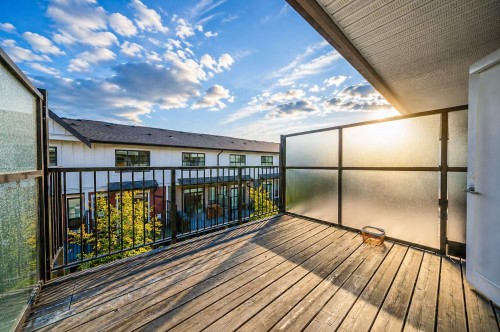 16-7039 Macpherson Avenue, Burnaby, BC - Outdoor With Deck Patio Veranda With Exterior