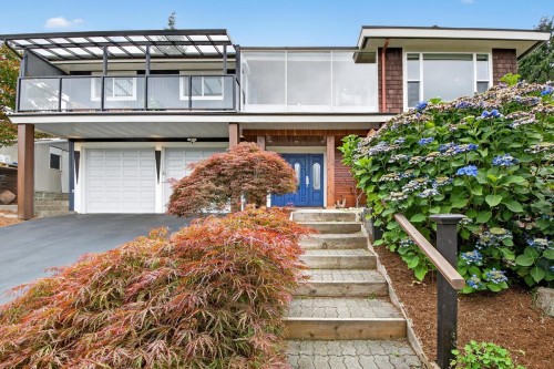 1052 Corona Crescent, Coquitlam, BC - Outdoor