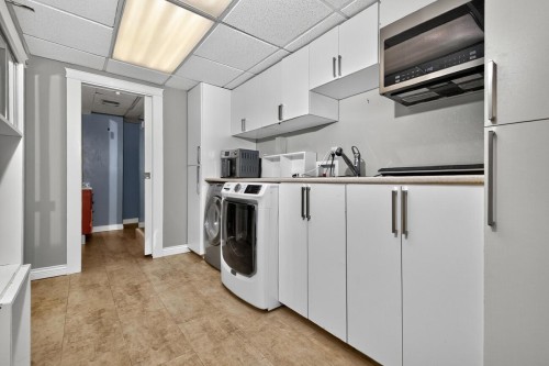 1052 Corona Crescent, Coquitlam, BC - Indoor