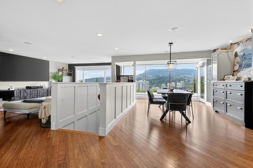 1052 Corona Crescent, Coquitlam, BC - Indoor