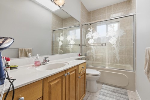 3186 18Th Avenue E, Vancouver, BC - Indoor Photo Showing Bathroom
