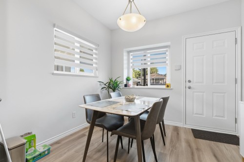 3186 18Th Avenue E, Vancouver, BC - Indoor Photo Showing Dining Room